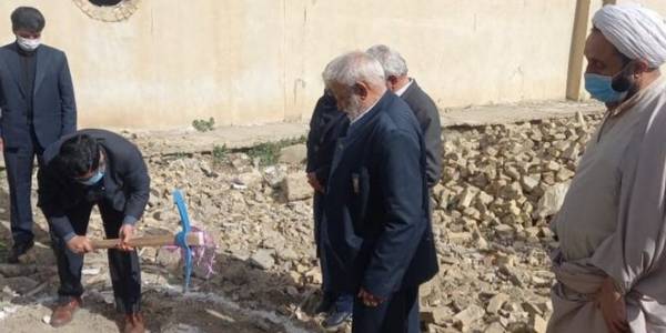 کلنگ زنی طرح ساخت نمازخانه بیمارستان مهر خنداب