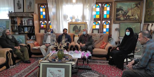 سرپرست فرمانداری با تعدادی از هنرمندان شهرستان خمین دیدار کرد