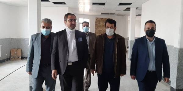 بازدید فرماندار به اتفاق مدیر کل ارشاد اسلامی استان از پروژه مجتمع فرهنگی شهرستان