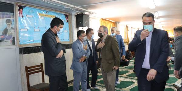 مراسم یادبود مرحوم مغفور معلم جانباز و فرزند شهید شادروان محسن صدوق (دایی گرامی مهندس هادی فرماندار  شهرستان)
درمحل نماز خانه فرمانداری برگزار شد