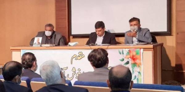 جلسه شورای مسکن شهرستان اراک به ریاست مهندس هادی فرماندار شهرستان وباحضور نصیری معاون امور عمرانی وسرپرست معاونت سیاسی اجتماعی فرماندار ، مدیران مربوطه برگزار شد