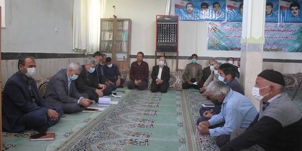 نشست بررسی مشکلات دهستان چهارچشمه شهرستان خمین برگزار شد