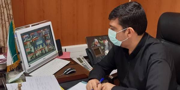 ستاد مديريت بيماري كرونا در استان مركزي به ریاست استاندار مرکزی وبا حضور سرپرست معاونت سیاسی امنیتی اجتماعی استاندار مرکزی،  مديران كل عضو و از طريق ارتباط ويدئو كنفرانس با حضور فرمانداران و برخي مديران برگزار شد.