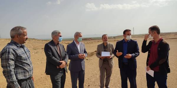 سرپرست فرمانداری و نماینده مردم خمین از شهرک صنوف مزاحم خمین بازدید کرد