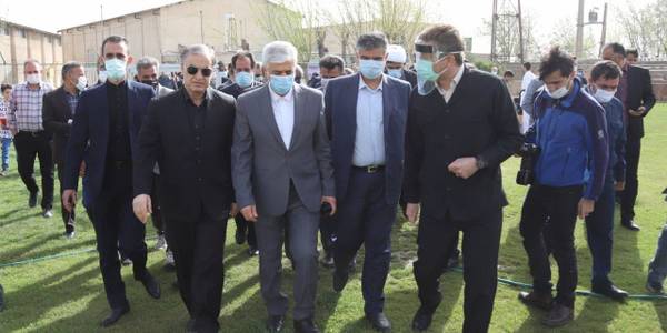 بازدید وزیر ورزش و جوانان از مجموعه ورزشی فتح‌المبین شازند