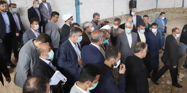 بازدید وزیر ورزش و جوانان از پروژه در حال ساخت استخر شهر آستانه