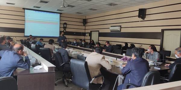 کلاس آموزشی نحوه استفاده از  سامانه ستاد ویژه دهیاری های بخش مرکزی خنداب