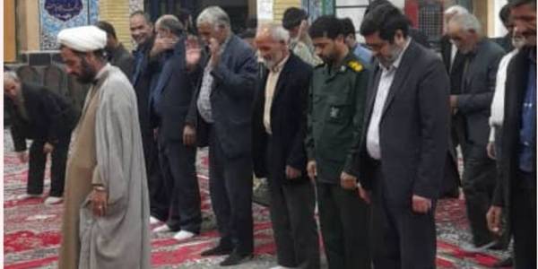 حضورگازری سرپرست فرمانداری شهرستان خنداب در نماز جماعت روستای قاسم آباد
