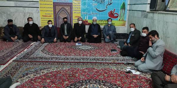 همایش دهیاران بخش مرکزی شهرستان خنداب برگزار گردید.