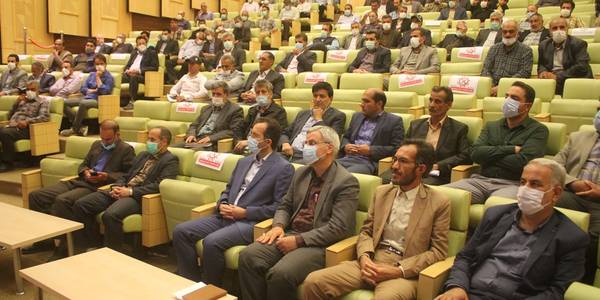 همایش شوراهای اسلامی و دهیاران شهرستان خمین برگزار شد