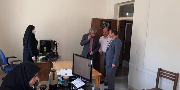بازدید سرزده معاون هماهنگی امور اقتصادی استانداری از سامانه 124 رسیدگی به شکایات مردمی