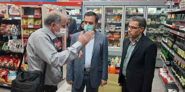 بازدید از سطح فروشگاه های بزرگ استان ( افق کوروش، هایپرما) برای بررسی موجودی کالاهای اساسی در سطح بازار؛ با حضور معاون هماهنگی امور اقتصادی استانداری مرکزی و بازرسان اداره کل صمت
دوشنبه 24 اردیبهشت 1401