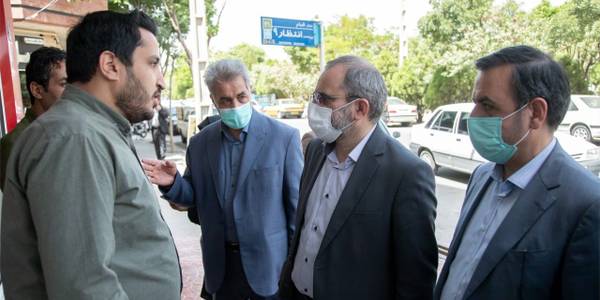 بازدید استاندار مرکزی، معاون هماهنگی امور اقتصادی استاندار و رییس سازمان جهاد کشاورزی استان از عرضه مرغ و گوشت در فروشگاه‌های اراک