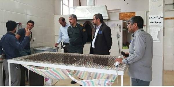 بازدید سرزده فرماندار و بخشدار مرکزی کمیجان از برخی واحدهای نانوایی