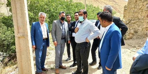 بررسی مشکلات روستای آرزومند