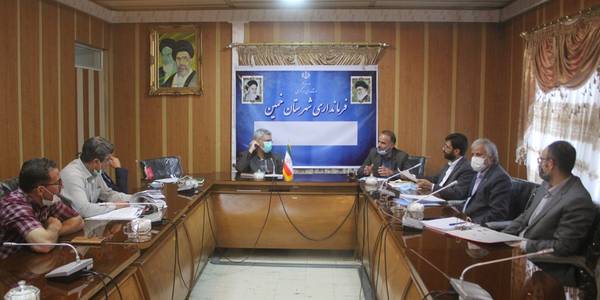 جلسه بررسی مسائل و مشکلات مسکن مهر هدایت شهرستان خمین برگزار شد