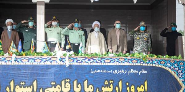 آیین صبحگاه مشترک وحدت و مودت نیروهای مسلح استان برگزار شد