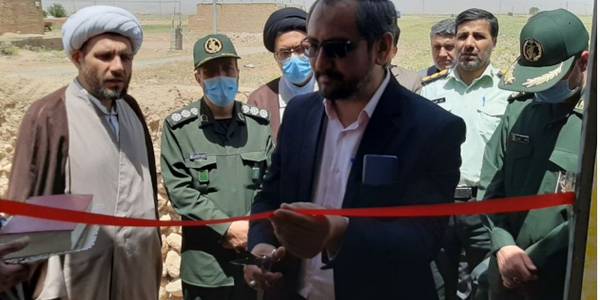 بهره برداری از یک واحد مسکونی به مناسبت سالروز آزادسازی خرمشهر با حضور جانشین سپاه روح الله استان مرکزی