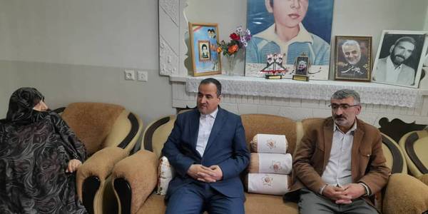 دیدار با خانواده شهید حمید حاج نقی