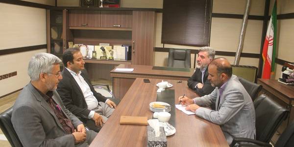 جلسه بررسی مشکلات شهرک صنعتی خمین برگزار شد