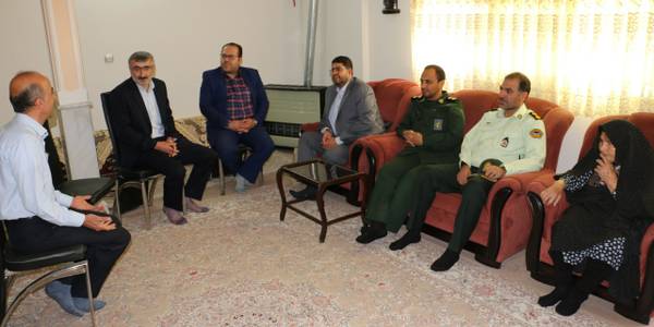 دیدار با خانواده شهید رضا کبورانی