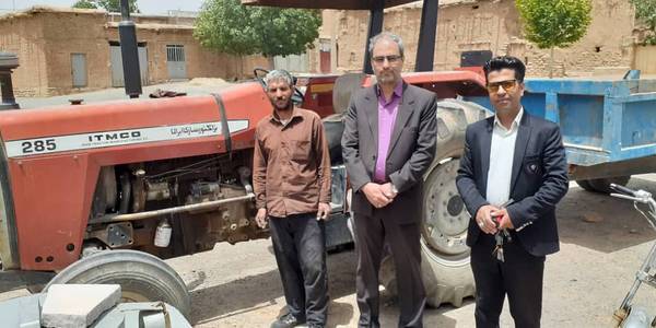 بازدید نمایندگان دفتر امور روستایی و شوراها از ماشین آلات دهیاری ها