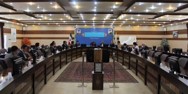 جلسه بررسی مشکلات نحوه واگذاری  دره گردشگری گردو در شهر اراک برگزار گردید.