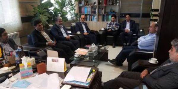 دیدار فرماندار شهرستان خنداب با رئیس سازمان صنعت، معدن و تجارت استان مرکزی