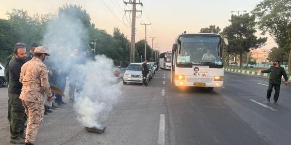 اعزارم زائران به مرقد مطهر امام راحل (ره)