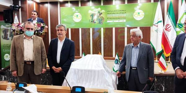 جدیدترین محصولات بزرگترین کارخانه تولید کود و انواع سموم بخش کشاورزی کشور در زرندیه رونمایی شد