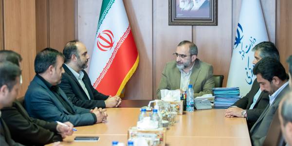 دیدار رییس مرکز ملی اندازه‌شناسی سازمان ملی استاندارد با استاندار مرکزی و معاون هماهنگی امور اقتصادی و توسعه منطقه ای استاندار

چهارشنبه ۲۵ خرداد ۱۴۰۱