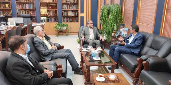 دیدار مدیرکل پست استان مرکزی با مهدی الیاسی سرپرست فرمانداری ویژه شهرستان ساوه