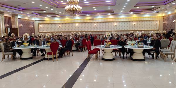 مجمع عمومی و جشن حمایت انجمن حمایت از زندانیان ساوه با حضور مهدی الیاسی سرپرست فرمانداری ویژه ، دادستان ، قضات دادگستری، رییس شورا و شهردار ، فرماندهان نظامی و انتظامی،مسئولین ادارات و اعضای انجمن و خیرین محترم برگزار شد.