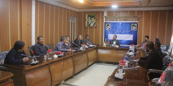 جلسه هماهنگی پایش برداشت غلات توسط کمباین داران در شهرستان خمین برگزار شد