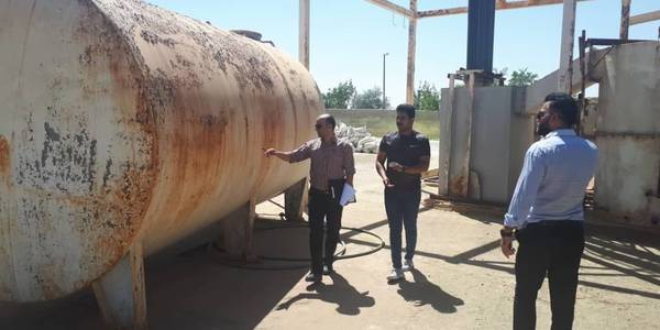 گشت مشترک نمایندگان فرمانداری، شرکت نفت و اداره صمت به منظور بررسی مشکلات و نظارت بر سهمیه های دریافتی سوخت در حوزه صنایع شهرستان فراهان