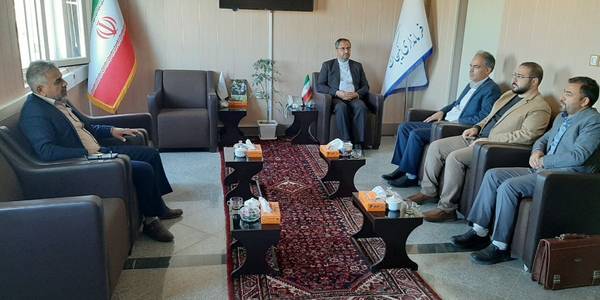 🔸 دیدار مهندس حبیبی سرپرست اداره کل امور مالیاتی استان با فرماندار کمیجان