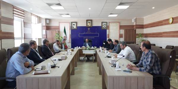 دومین جلسه کارگروه گندم، آرد و نان شهرستان آشتیان با حضور اعضای کارگروه به ریاست فراهانی سرپرست فرمانداری برگزار گردید.