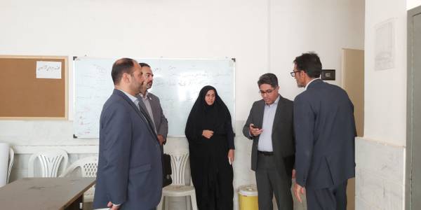 ️ در راستای پیگیری مصوبات جلسه ۱۰ خرداد سالجاری و به منظور راه اندازی مرکز رشد واحدهای فناور و دانش بنیان در شهرستان، نمایندگان پارک علم و فناوری استان ضمن حضور در شهرستان به اتفاق سرپرست فرمانداری و معاون فرماندار از فضاهای آموزشی واجد شرایط جهت استقرار این مرکز در شهرستان بازدید بعمل آوردند.