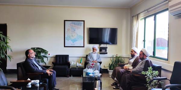 نشست رئیس شورای هماهنگی تبلیغات اسلامی استان مرکزی و مشاور استاندار مرکزی در امور روحانیون با معاون توسعه مدیریت و منابع استانداری