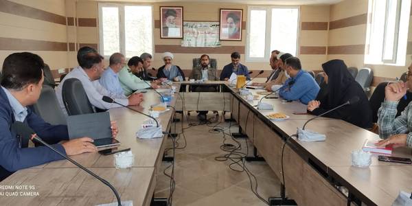 جلسه شورای زکات شهرستان فراهان  با حضور آقازیارتی فرماندار ، حجت الاسلام و المسلمین یعقوبی  امام جمعه و مدیر کل کمیته امداد امام خمینی استان مجید مومنی   و سایر اعضای مربوطه در سالن جلسات بخشداری خنجین   برگزار گردید