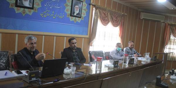 نشست هم اندیشی تدوین سند راهبردی توسعه شهرستان خمین برگزار شد