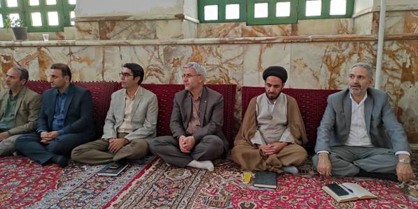 نشست بررسی مسائل و مشکلات روستای ریحان شهرستان خمین برگزار شد