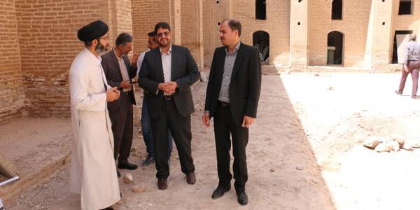 بازسازی امام زاده محمد