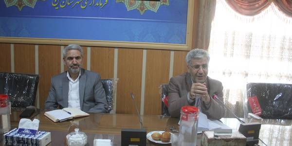 نشست مشترک سمن ها و مدیران محلات کم برخوردار با مسئولان شهرستان خمین برگزار شد