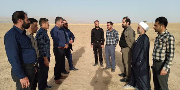 فرماندار شهرستان فراهان ، امام جمعه شهرستان ، شورای مذهبی و دبیر بازسازی ، شورای شهر و عوامل اجرایی به منظور  از روند فعالیتهای تکمیلی زیر  ساختهای واقعه غدیر در  محل در نظر گرفته شده در شهرخنجین بازدید نمودند