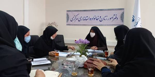 جلسه هماهنگی اجرای برنامه عملیاتی سه شنبه های آموزش خانواده به ریاست خانم آقا محمدی معاون دفترامور زنان وخانواده و با حضور نمایندگان دفتر ،آموزش و پرورش ، بهزیستی و دانشگاههای استان درمحل دفترامور زنان وخانواده  استانداری برگزار و تصمیمات لازم اتخاذ گردید . 1401-04-20