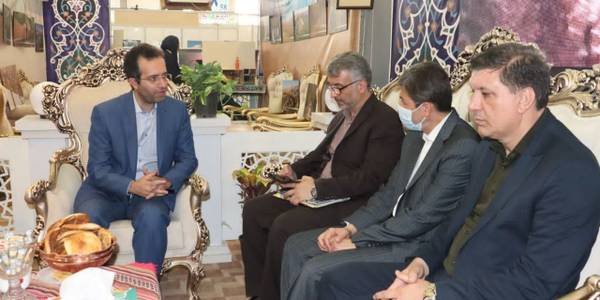 حضور نمایندگان شهرستان کمیجان در نمایشگاه مدیریت شهری و روستایی کشور