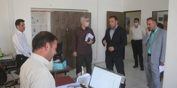 فرماندار از اداره آب و فاضلاب شهرستان خمین بازدید کرد