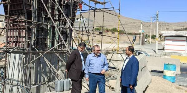 بازدید سرزده مسئولین استان از پل سنجان