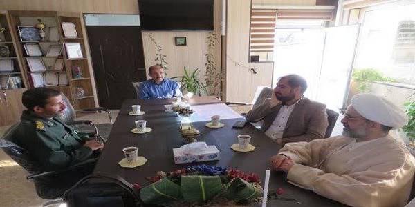 دیدار مشترک فرماندار محترم شهرستان و امام جمعه شهرستان وفرمانده سپاه شهرستان باسادات جلیل القدر شاغل شهرستان